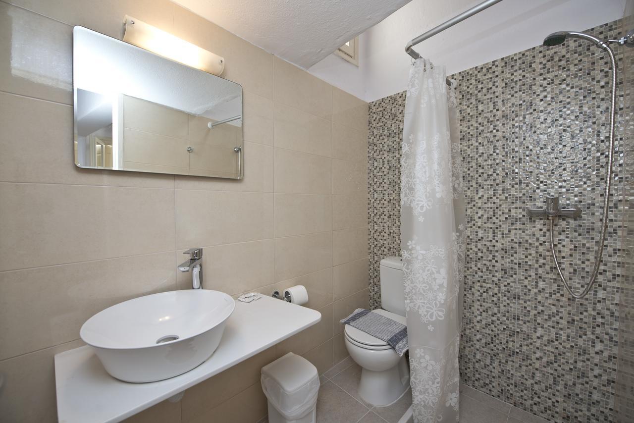Karboni Hotel Mykonos Town Buitenkant foto