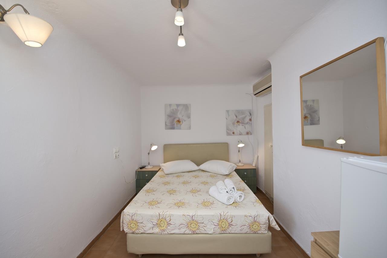 Karboni Hotel Mykonos Town Buitenkant foto