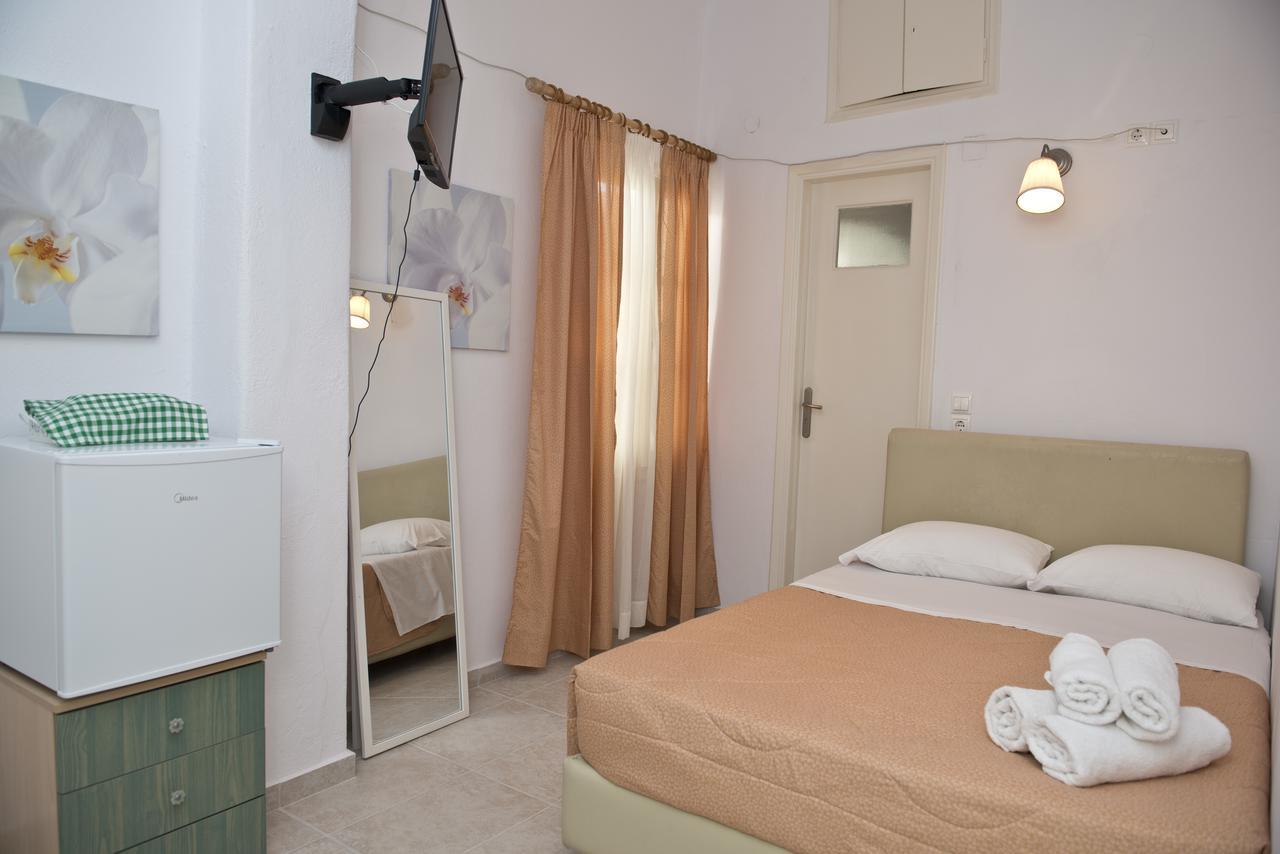 Karboni Hotel Mykonos Town Buitenkant foto